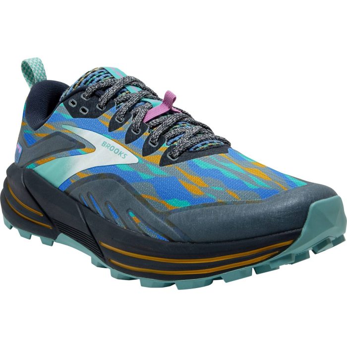 Brooks Cascadia 16 120363 1B427 Front